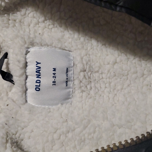 Old Navy | Frost Free Toddler Puffer Jacket | Black | 18-24 Montha - Picture 4 of 4